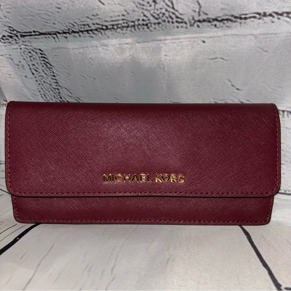 Michael Kors Merlot Snap Front Jetset Wallet - Picture 3 of 8